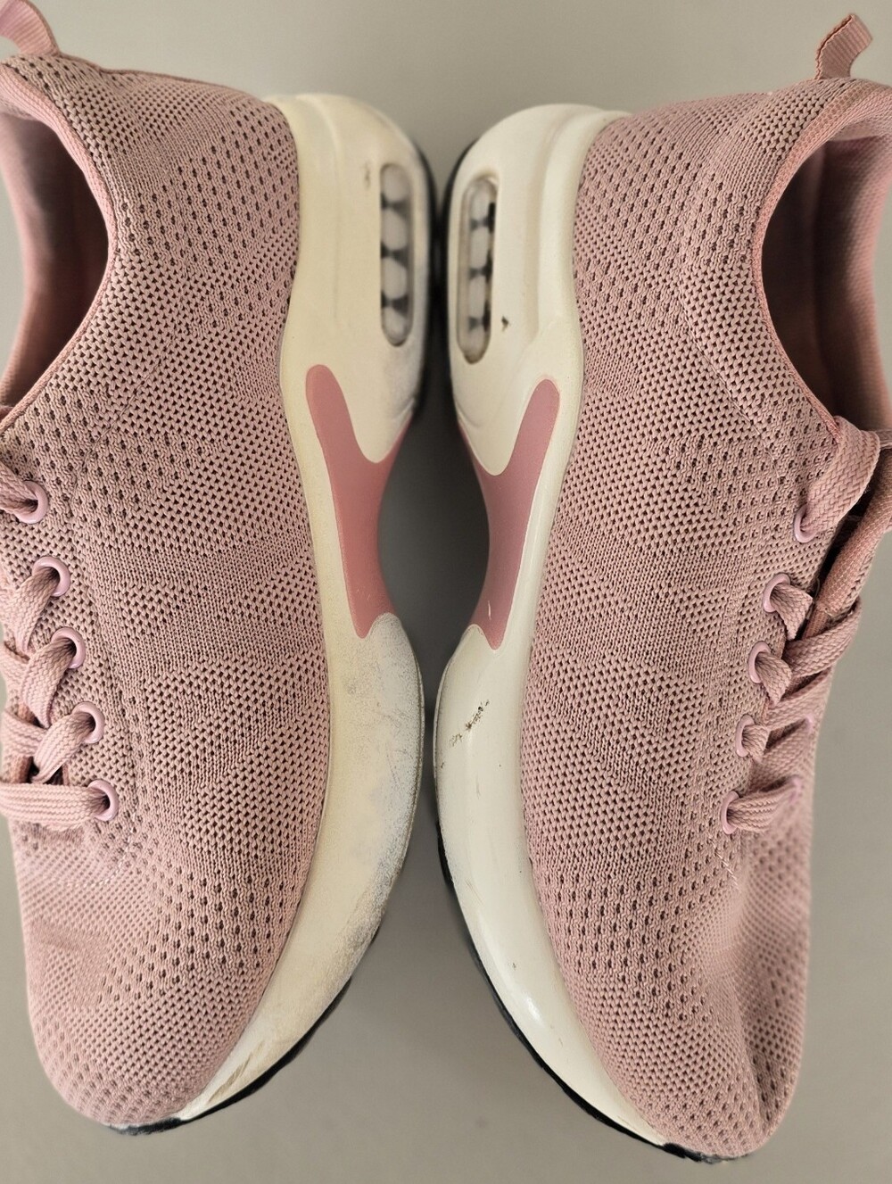 size 7 =38 Women’s Pink White Knit Lace Up Low Top Athletic Sneaker Rubber